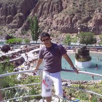 Luciano Larrea's Photo