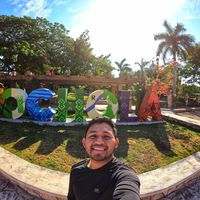 Yordi Estrella's Photo