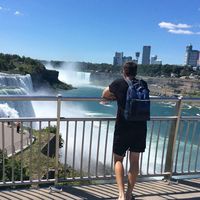 Roman Grishin的照片