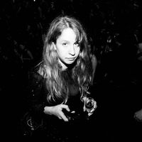 Suzanne Grootveld的照片