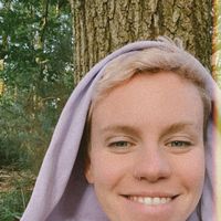 Athena Llywelyn's Photo