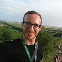 Istvan Balint的照片