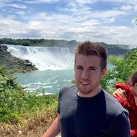 Photos de Tyler Hallmark