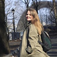 Yana Galagan's Photo