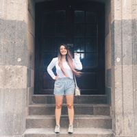 Alyona Vladimirova的照片