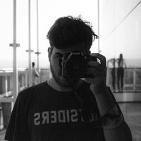 Gaston Reyes的照片