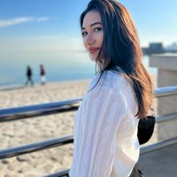 Ayan Karimli的照片