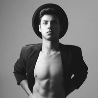 Alan Cajaroja的照片