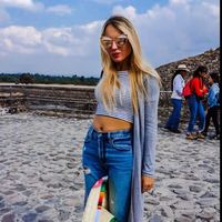 Anastasiia Adeeva的照片