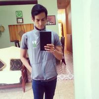 Eduardo Sanchez的照片