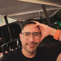 Christian  Carrillo的照片