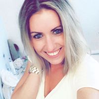 Alexandra Maesen的照片