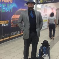 Ariel Amador的照片