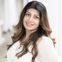 Sara Bonakdar's Photo