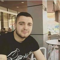 Fotos de Fjorian Tare