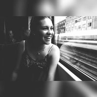 Anna Hauser的照片