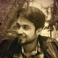 Ahmet Batur的照片