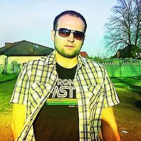 Łukasz Kowalski的照片