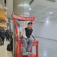 Umar Quvvatov的照片