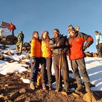 Gadiel Ringale的照片