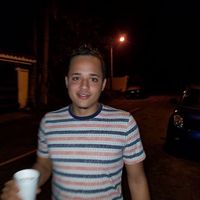 Gregory Franzin Rodriguez的照片