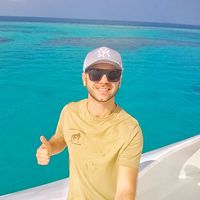 Andrea Jerry的照片