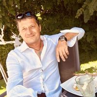 Robert Binder's Photo