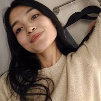 Emilia Saripova的照片