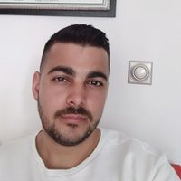 Stavros Roussakis的照片