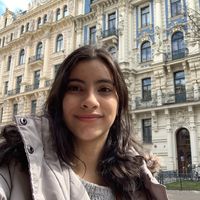 Mavi Villatoro的照片