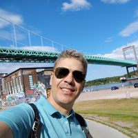 Giovany Holguin的照片