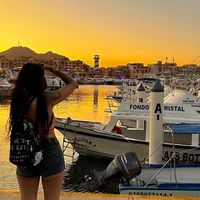 Daniela Tovar's Photo