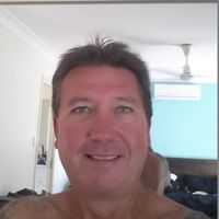 Mark Stevens的照片