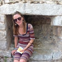 Sarah Lynch的照片