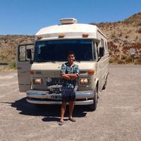 Alan Aeron Jones的照片