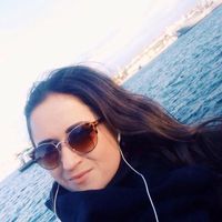 Julia Shaparnaya's Photo