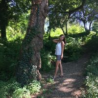 Elizabeth Muzhdabaeva's Photo