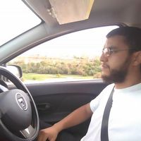 Aly Madouch的照片