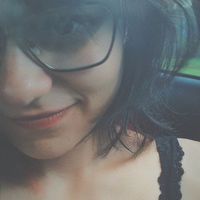 Thassia Camargo's Photo