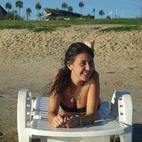 Mavi Izaguirre's Photo