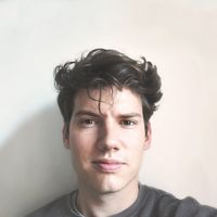 Lenard Opeskin的照片