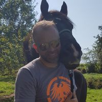 Maciej Goralski的照片