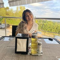 Mihaela Ciocodeica的照片