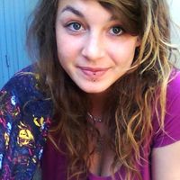 Courchay Sara的照片