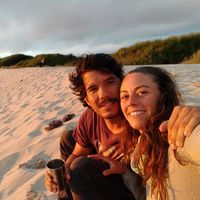 ELENA GOMEZ的照片