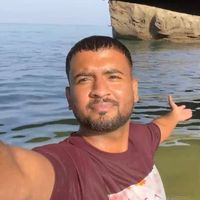 Aaqib KhaLiq的照片