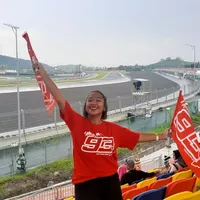 Ardelia Ardelia的照片