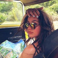 Natasha Kennard Conran的照片