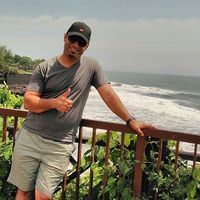 Faras Moradkhani的照片