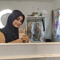 Novia Aprilia rahma的照片